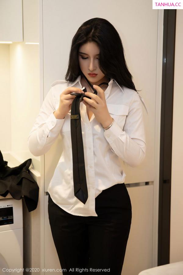 姝姝妹妹  [XiuRen秀人网]高清写真图 2020.08.25 No.2484 姝姝妹妹第8张图片